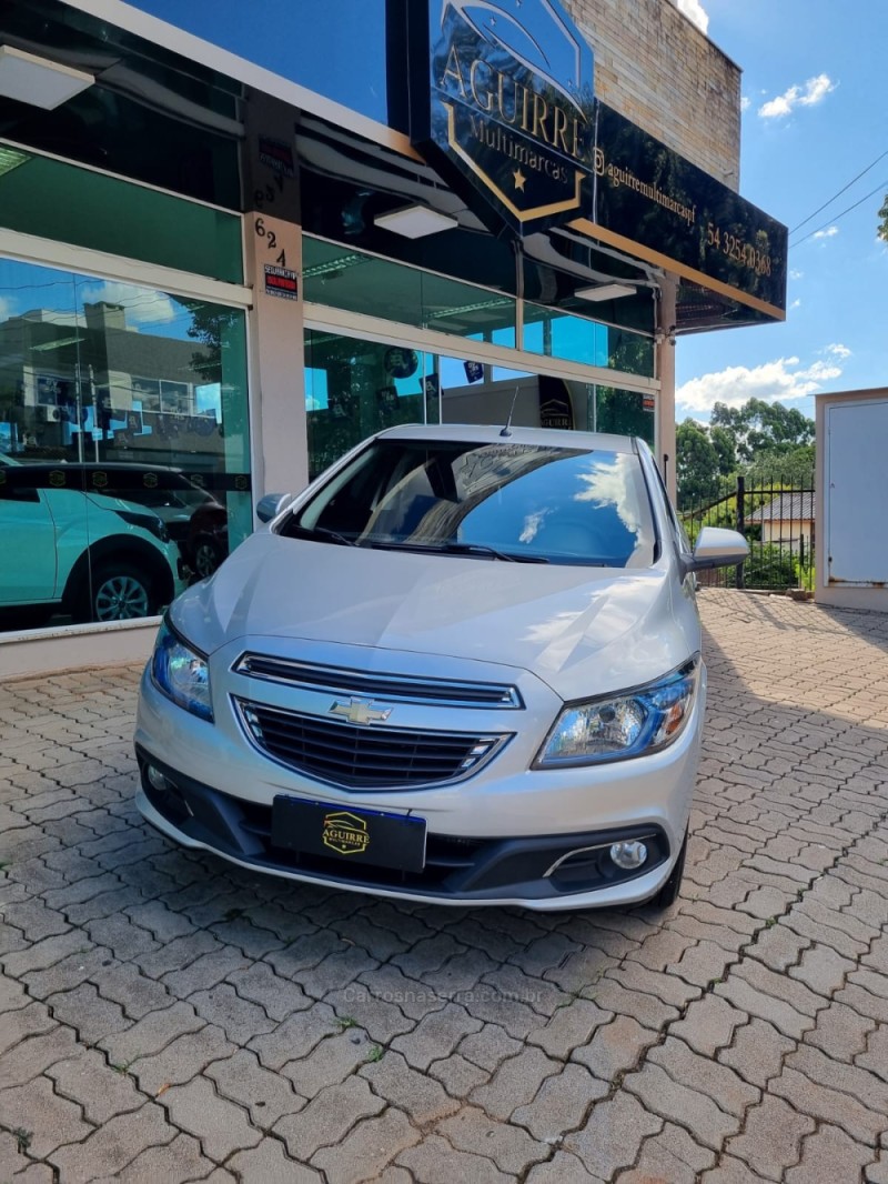 ONIX 1.4 MPFI LTZ 8V FLEX 4P MANUAL - 2015 - PASSO FUNDO