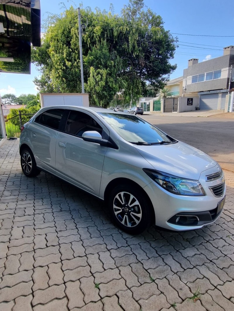 ONIX 1.4 MPFI LTZ 8V FLEX 4P MANUAL - 2015 - PASSO FUNDO