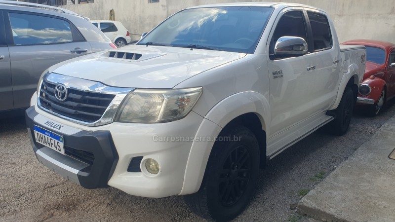 HILUX 3.0 SRV 4X4 CD 16V TURBO INTERCOOLER DIESEL 4P AUTOMÁTICO