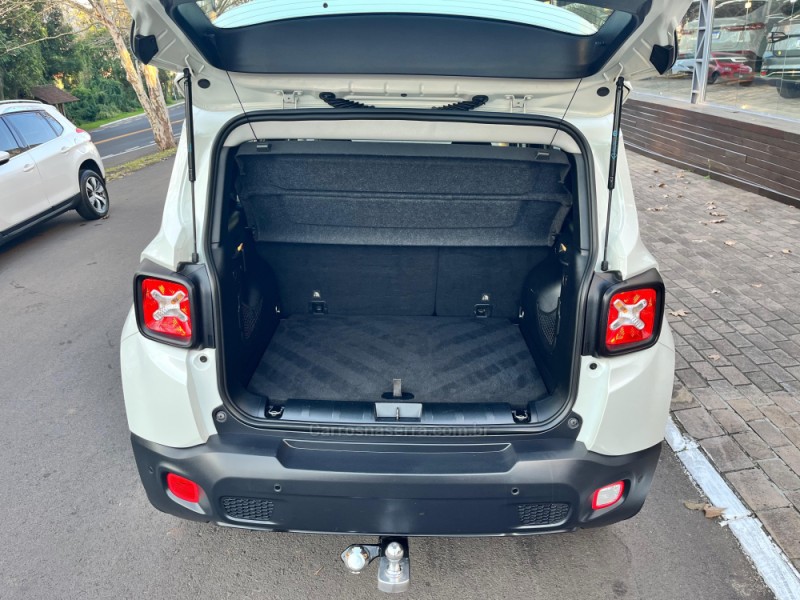 RENEGADE 2.0 16V TURBO DIESEL LIMITED 4P 4X4 AUTOMÁTICO - 2018 - DOIS IRMãOS