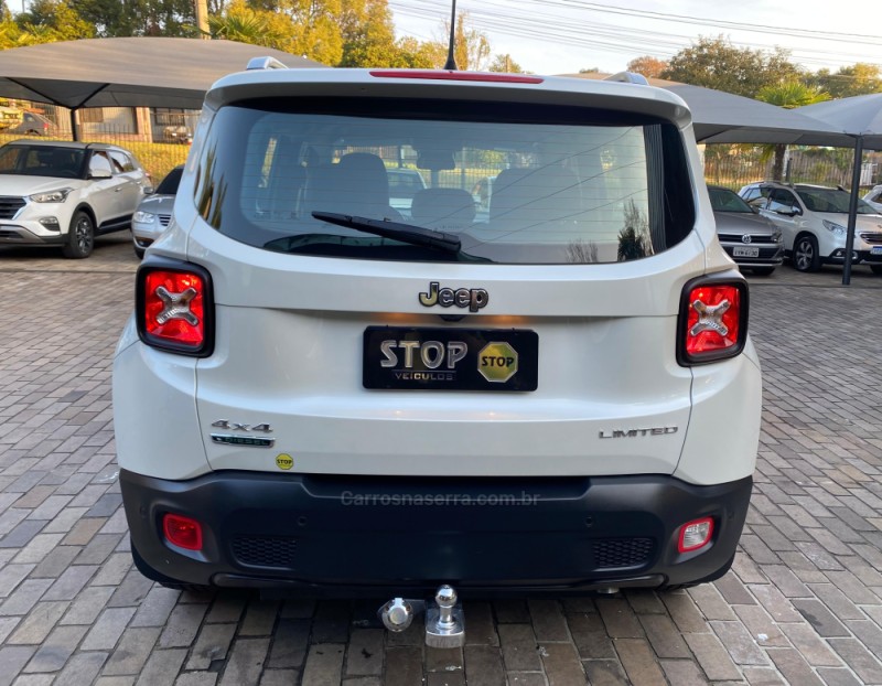 RENEGADE 2.0 16V TURBO DIESEL LIMITED 4P 4X4 AUTOMÁTICO - 2018 - DOIS IRMãOS