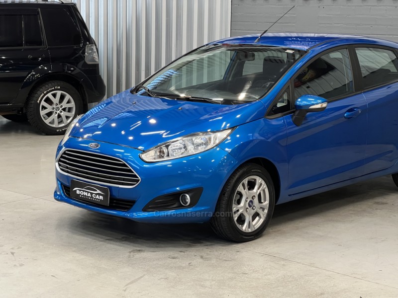 FIESTA 1.5 SE HATCH 16V FLEX 4P MANUAL - 2014 - CAXIAS DO SUL