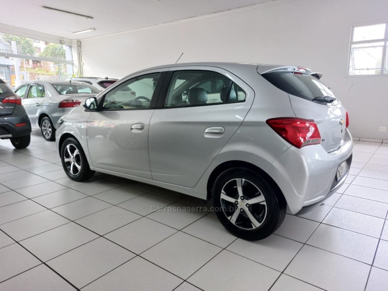 ONIX 1.4 MPFI LTZ 8V FLEX 4P MANUAL - 2017 - BENTO GONçALVES