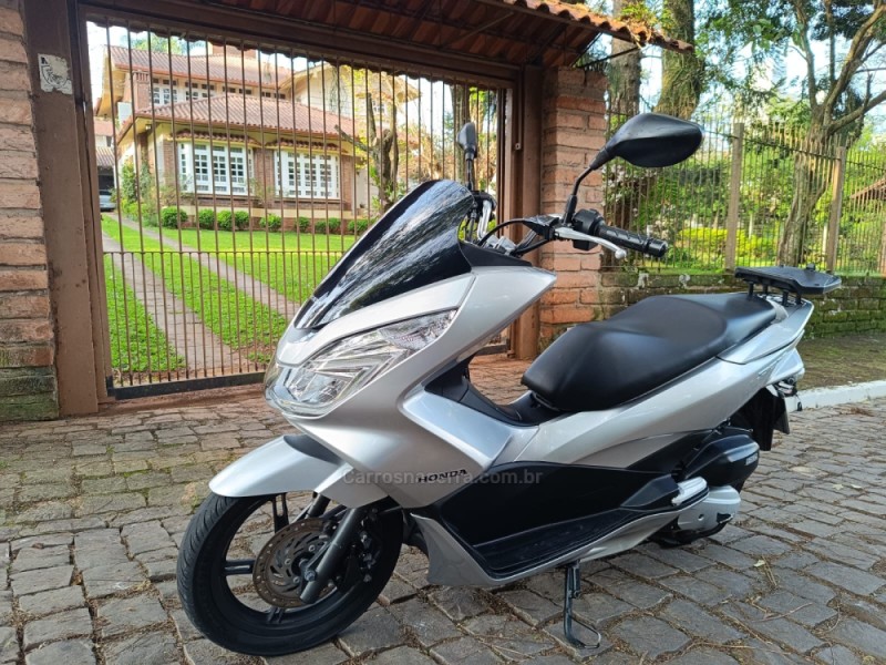 PCX 150 - 2018 - LAJEADO