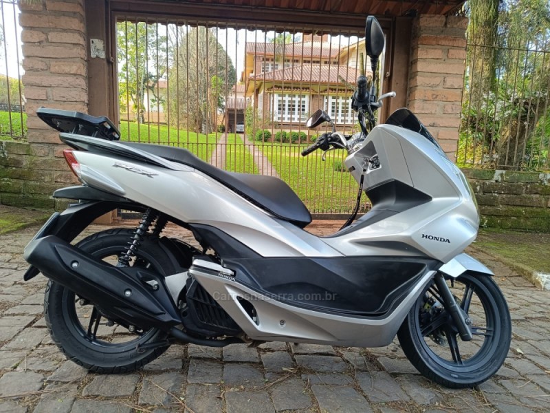 PCX 150 - 2018 - LAJEADO