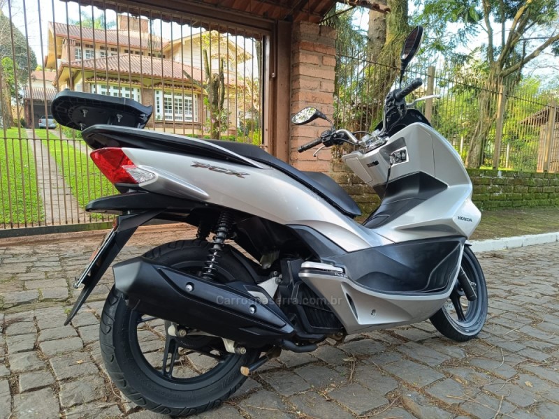 PCX 150 - 2018 - LAJEADO