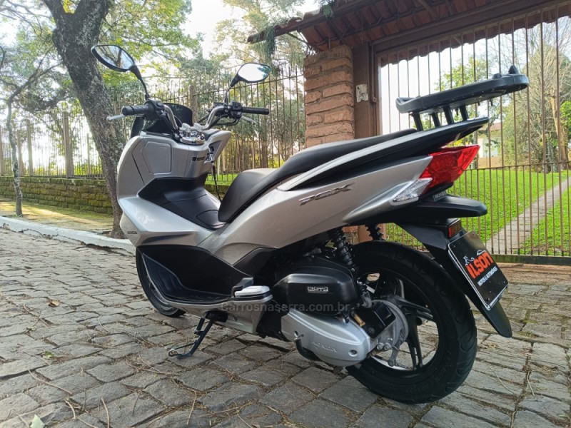 PCX 150 - 2018 - LAJEADO