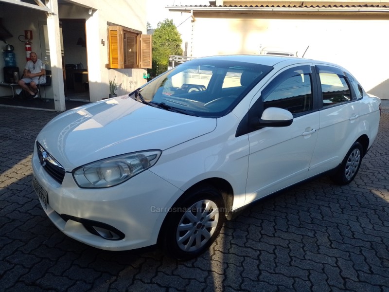 GRAND SIENA 1.4 MPI ATTRACTIVE 8V FLEX 4P MANUAL - 2014 - BENTO GONçALVES