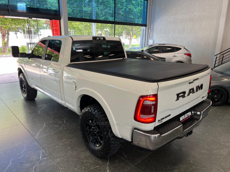 RAM 6.7 3500 LARAMIE 4X4 CD 6 CILINDROS TURBO DIESEL 4P AUTOMÁTICO - 2022 - ESTâNCIA VELHA