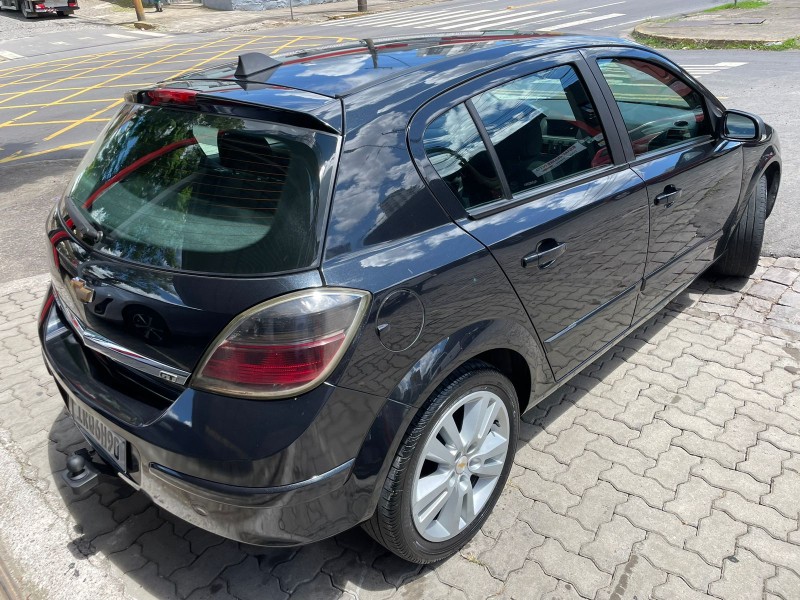 VECTRA 2.0 MPFI GT HATCH 8V FLEX 4P MANUAL - 2011 - CAXIAS DO SUL