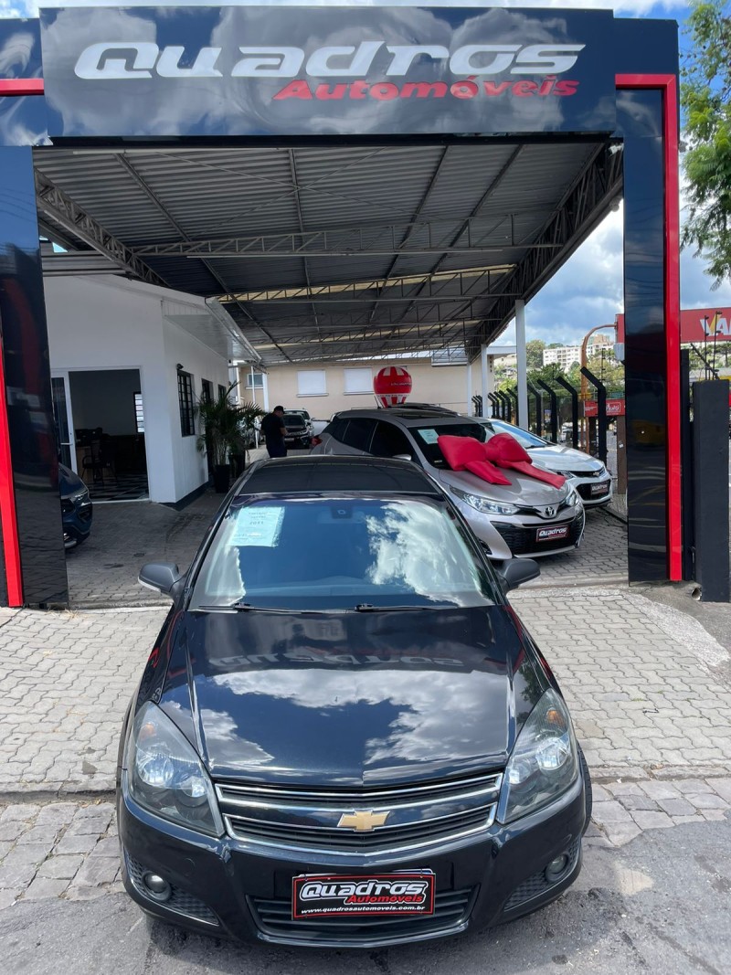 VECTRA 2.0 MPFI GT HATCH 8V FLEX 4P MANUAL - 2011 - CAXIAS DO SUL