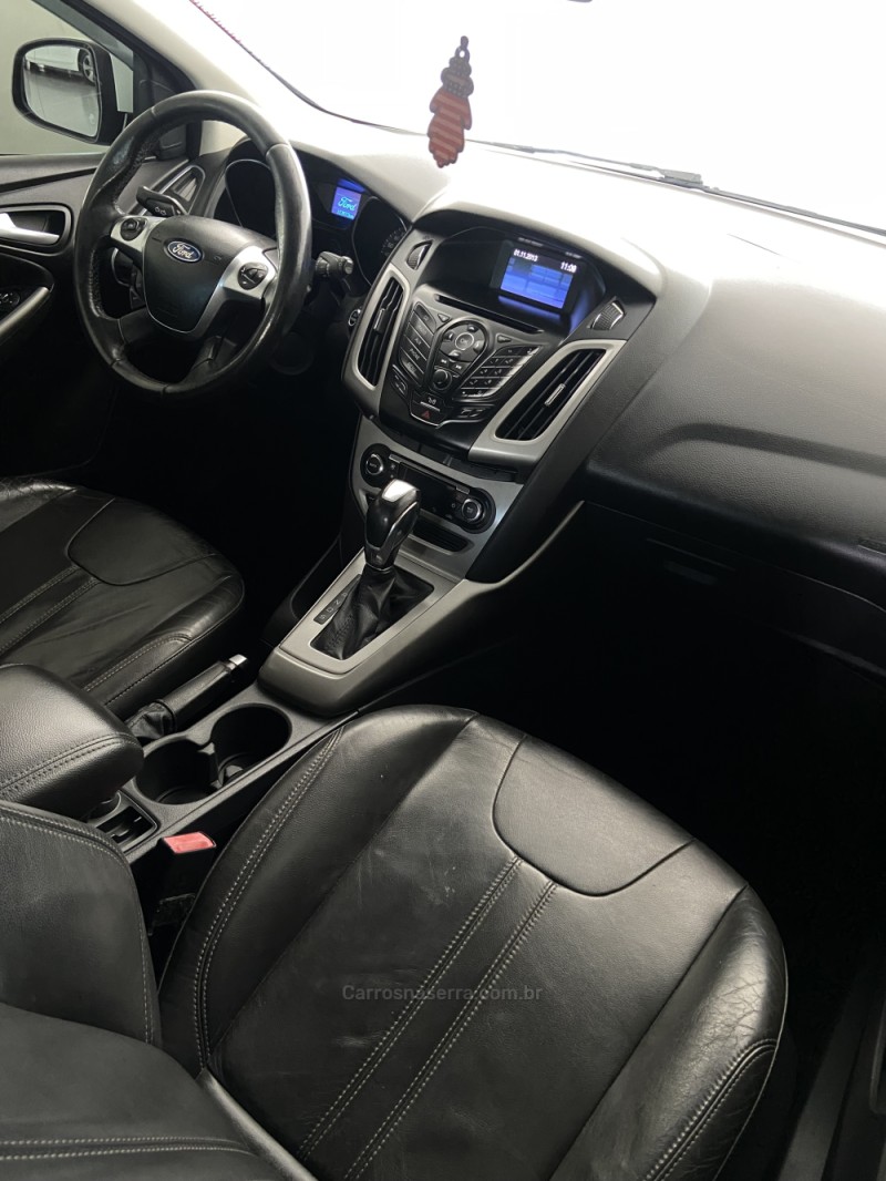 FOCUS 2.0 SE PLUS 16V FLEX 4P AUTOMÁTICO - 2014 - FARROUPILHA