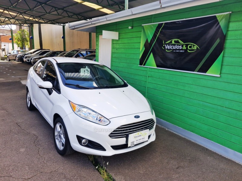 fiesta 1.6 titanium sedan 16v flex 4p automatico 2017 bento goncalves