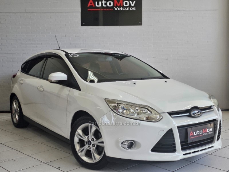 FOCUS 1.6 SE HATCH 16V FLEX 4P AUTOMÁTICO - 2015 - CAXIAS DO SUL