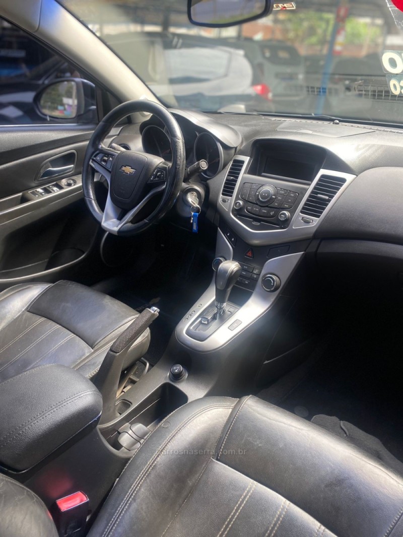 CRUZE 1.8 LT 16V FLEX 4P AUTOMÁTICO - 2012 - CANELA