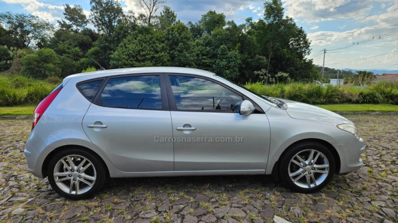 I30 2.0 MPI 16V GASOLINA 4P MANUAL - 2011 - IVOTI