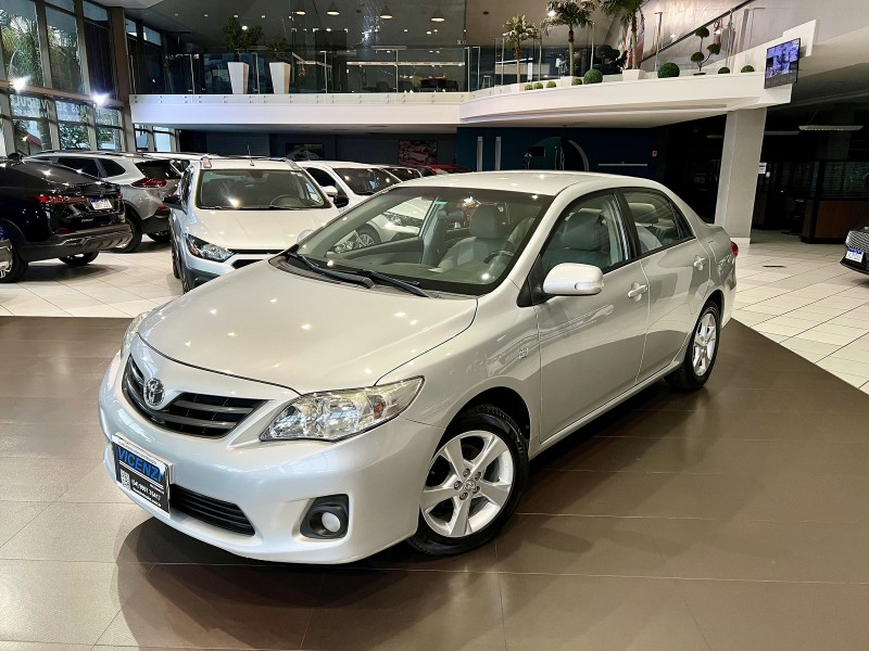 COROLLA 2.0 XEI 16V FLEX 4P AUTOMÁTICO - 2014 - FARROUPILHA