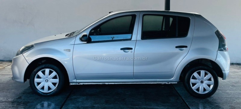 SANDERO 1.0 AUTHENTIQUE 16V FLEX 4P MANUAL - 2014 - NOVO HAMBURGO