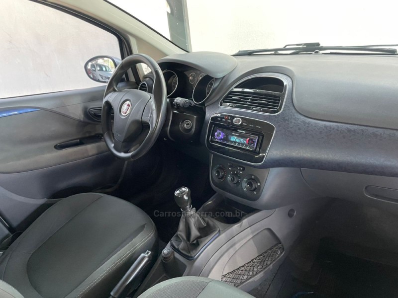 PUNTO 1.4 ATTRACTIVE 8V FLEX 4P MANUAL - 2015 - NOVO HAMBURGO