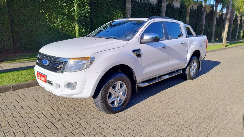 RANGER 3.2 XLT 4X4 CD 20V DIESEL 4P AUTOMÁTICO - 2015 - CAXIAS DO SUL