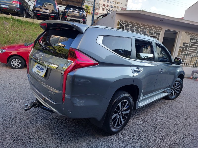 PAJERO SPORT 2.4 HPE-S 4X4 DIESEL 4P AUTOMÁTICO - 2020 - BENTO GONçALVES