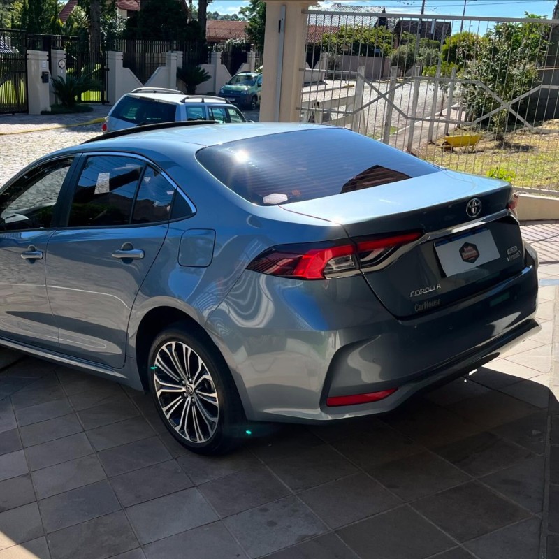 COROLLA 1.8 ALTIS PREMIUM 16V HÍBRIDO 4P AUTOMÁTICO - 2023 - NOVA PETRóPOLIS