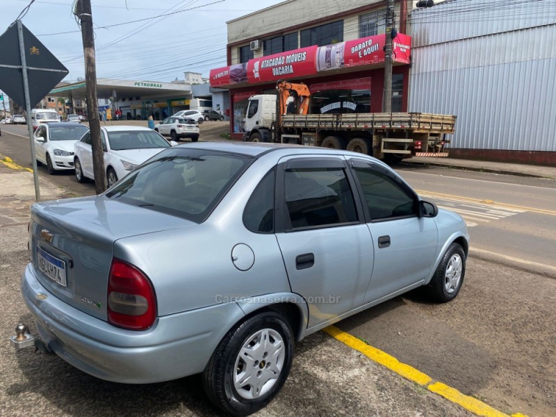 CORSA 1.0 MPFI CLASSIC SEDAN LIFE 8V FLEX 4P MANUAL - 2009 - VACARIA