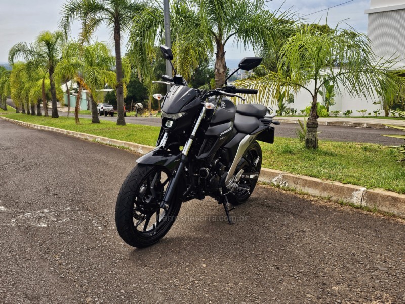 FAZER FZ25 ABS - 2023 - CAMPO BOM