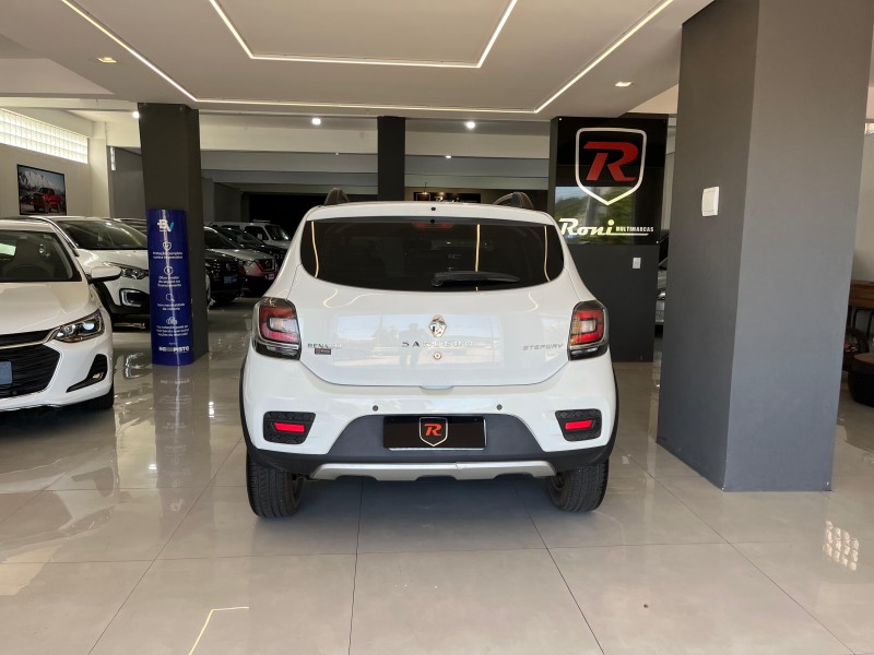 SANDERO 1.6 STEPWAY EASY R 16V FLEX 4P AUTOMÁTICO - 2015 - BENTO GONçALVES