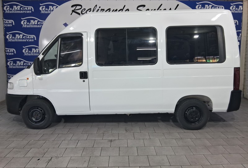 DUCATO 2.8 MULTI TETO ALTO 8V TURBO DIESEL 3P MANUAL - 2005 - SãO SEBASTIãO DO CAí