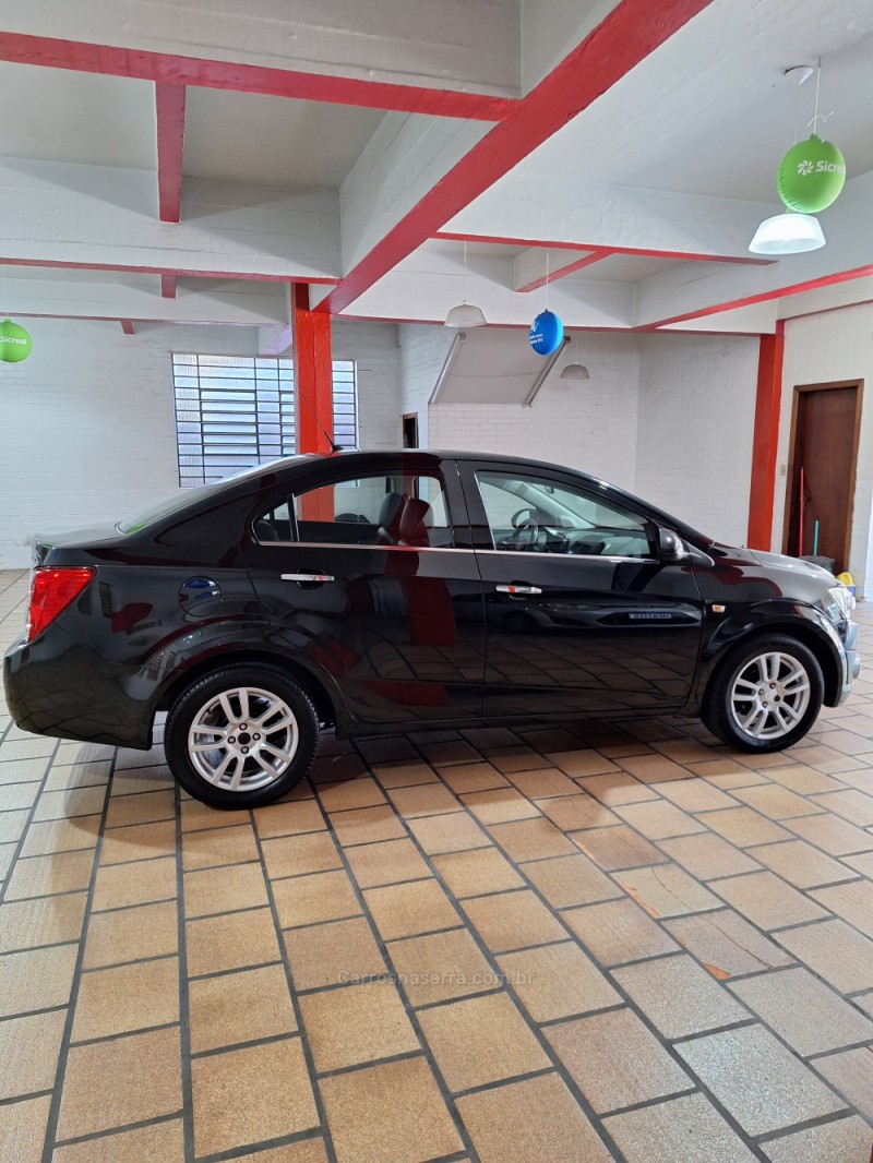 SONIC 1.6 LTZ SEDAN 16V FLEX 4P AUTOMÁTICO - 2013 - CAXIAS DO SUL