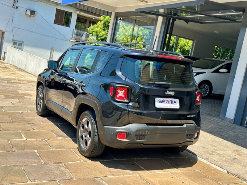 RENEGADE 1.8 16V FLEX SPORT 4P AUTOMÁTICO - 2017 - GUAPORé