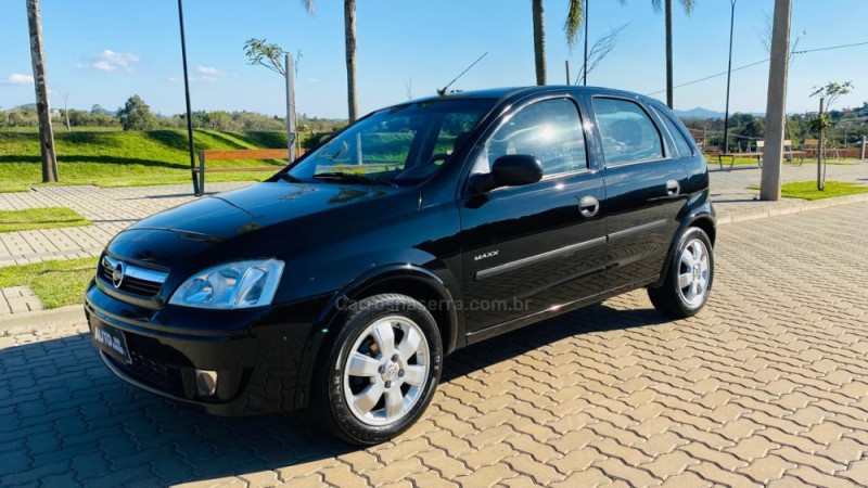 CORSA 1.4 MPFI MAXX 8V FLEX 4P MANUAL - 2010 - DOIS IRMãOS