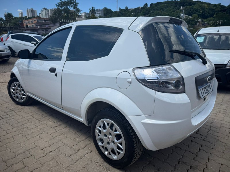 KA 1.0 MPI TECNO 8V FLEX 2P MANUAL - 2013 - CAXIAS DO SUL