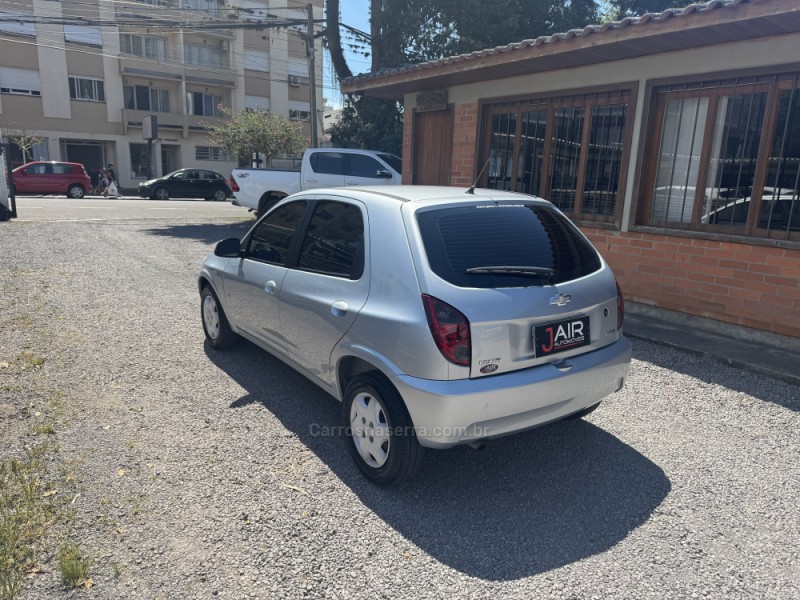 CELTA 1.0 MPFI LT 8V FLEX 4P MANUAL - 2012 - GARIBALDI