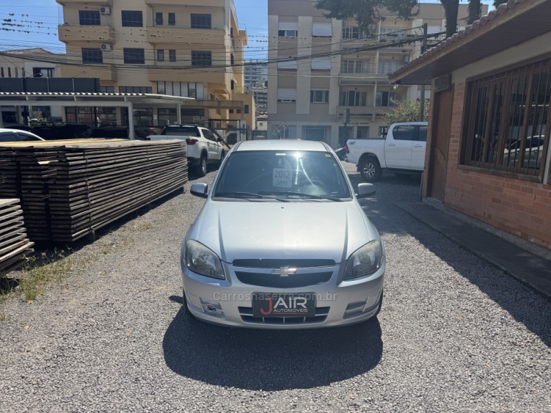 CELTA 1.0 MPFI LT 8V FLEX 4P MANUAL - 2012 - GARIBALDI