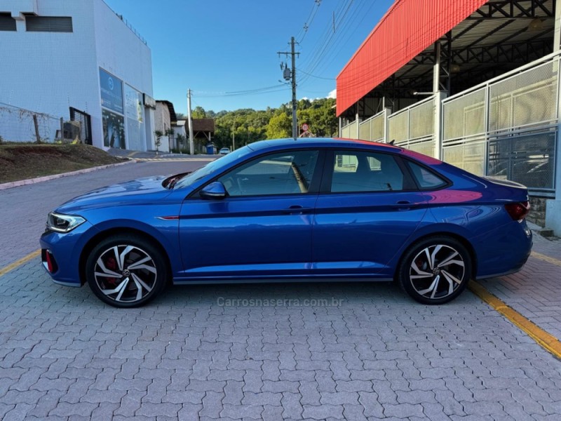 jetta 2.0 16v tsi gli 350 gasolina 4p automatico 2024 feliz