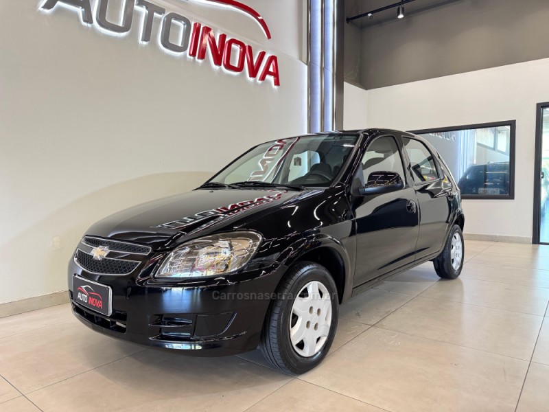 CELTA 1.0 MPFI LT 8V FLEX 4P MANUAL - 2015 - IVOTI