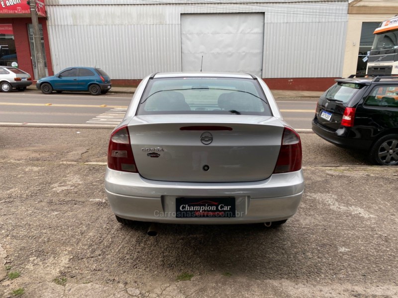 CORSA 1.8 MPFI 8V FLEX 4P MANUAL - 2004 - VACARIA