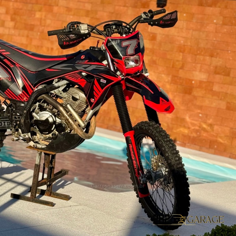 CRF 250F  - 2022 - FARROUPILHA