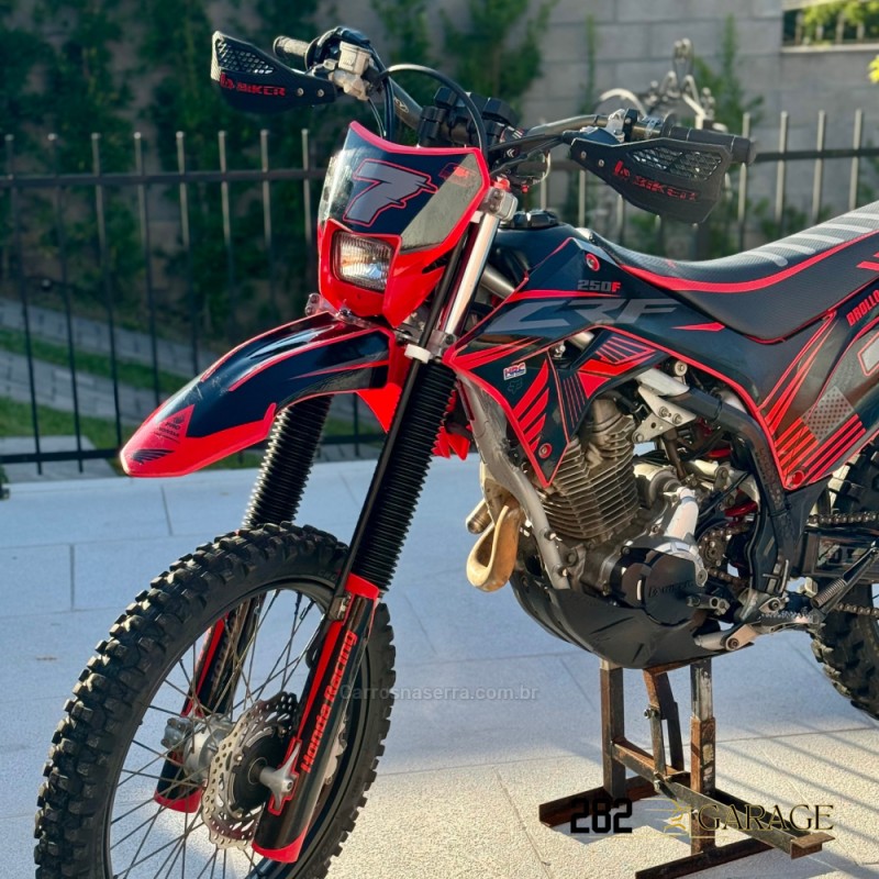 CRF 250F  - 2022 - FARROUPILHA