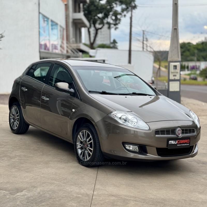 BRAVO 1.8 ESSENCE 16V FLEX 4P MANUAL - 2014 - LAJEADO