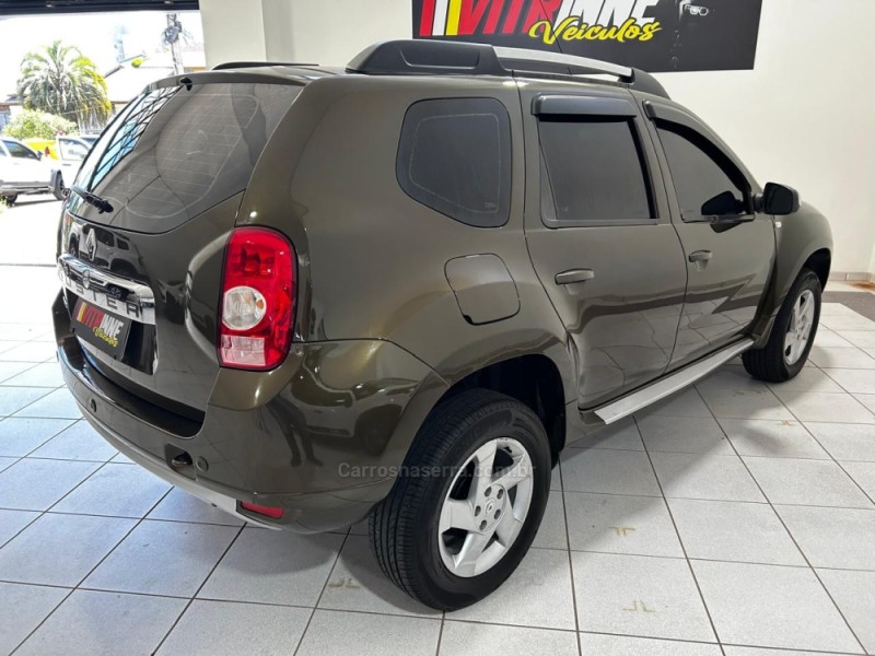 DUSTER 2.0 DYNAMIQUE 4X2 16V FLEX 4P AUTOMÁTICO - 2013 - CAXIAS DO SUL