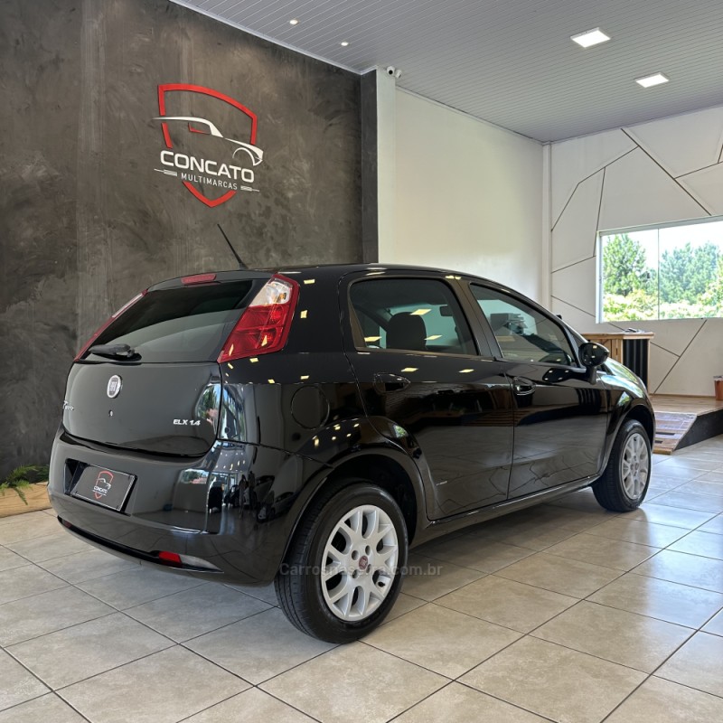 PUNTO 1.4 ELX 8V FLEX 4P MANUAL - 2009 - FARROUPILHA