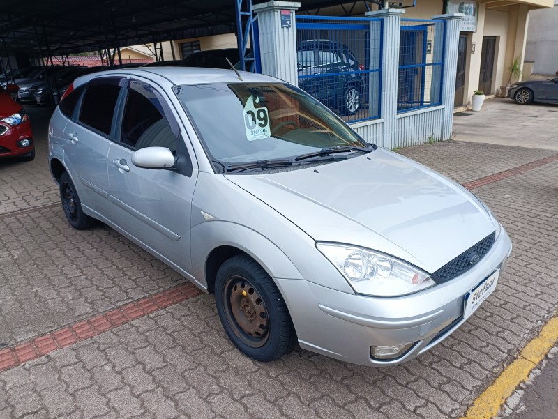 FOCUS 1.6 GL 8V FLEX 4P MANUAL - 2009 - BOM PRINCíPIO