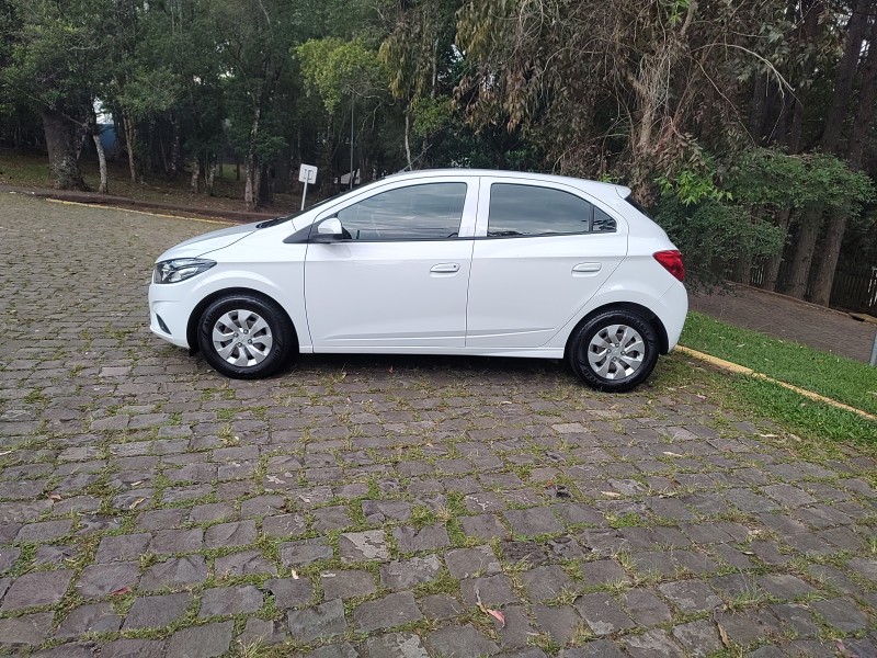 ONIX 1.0 LT 12V FLEX 4P MANUAL - 2019 - CAXIAS DO SUL