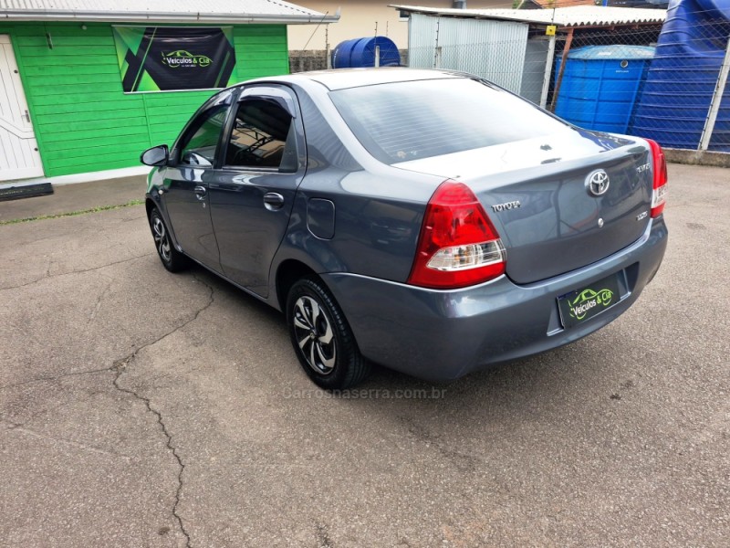 ETIOS 1.5 XS SEDAN 16V FLEX 4P MANUAL - 2014 - BENTO GONçALVES