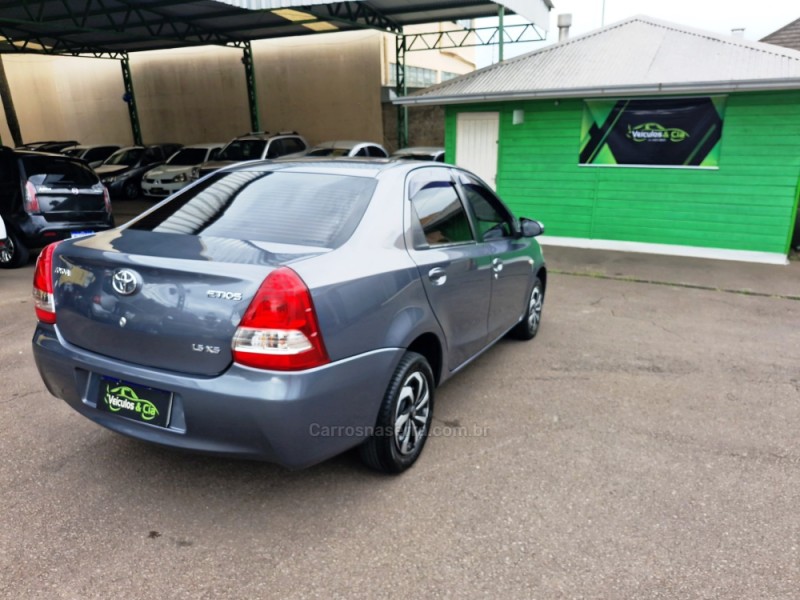 ETIOS 1.5 XS SEDAN 16V FLEX 4P MANUAL - 2014 - BENTO GONçALVES