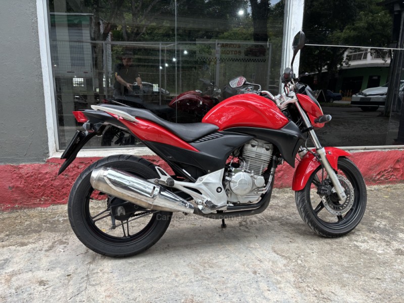 CB 300R  - 2011 - BENTO GONçALVES