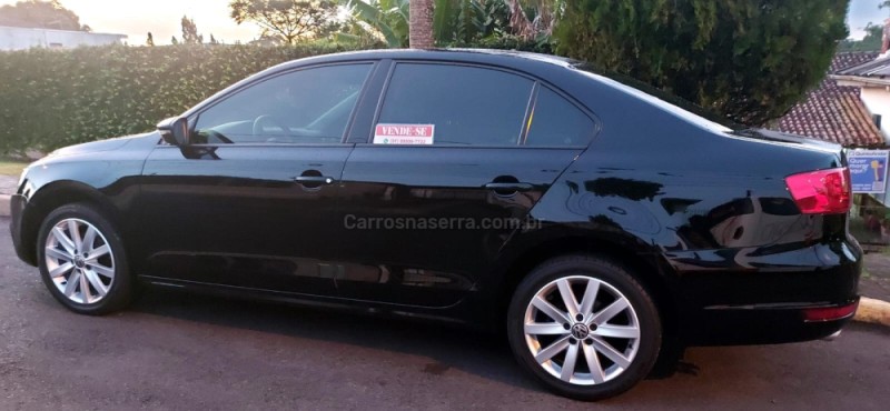 JETTA 2.0 COMFORTLINE FLEX 4P TIPTRONIC - 2012 - NOVO HAMBURGO